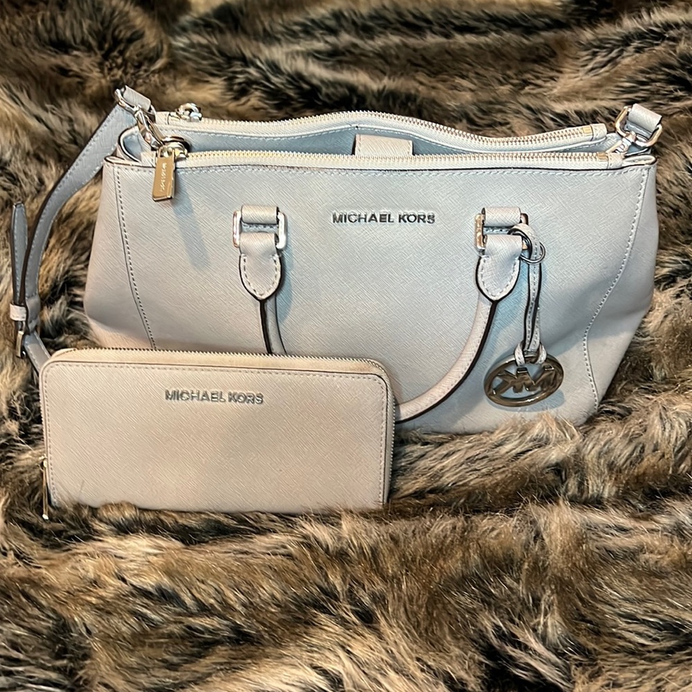 Michael Kors Grey Cross Body with matching Wallet